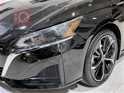 نيسان ألتيما